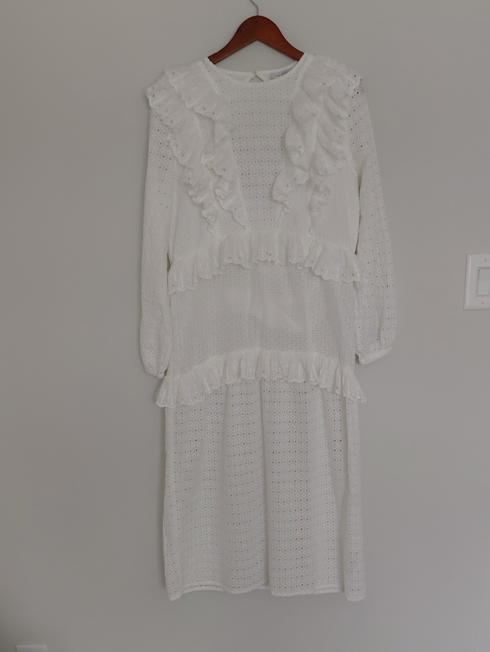 Topshop White Eyelet Ruffle Long-Sleeve Dress